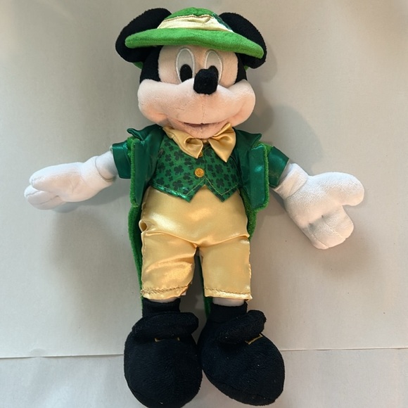 EUC Mickey Mouse authentic Disney plush in St Patrick's Day or leprechaun style - Picture 1 of 10